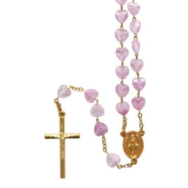 Chapelet de grains forme cœur en verre Ø 8 mm sur chaine, croix avec Christ. Livré en boite. Disponible en différentes couleurs.